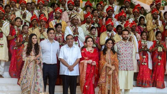 Maraton Pernikahan India yang Menarik Perhatian Dunia